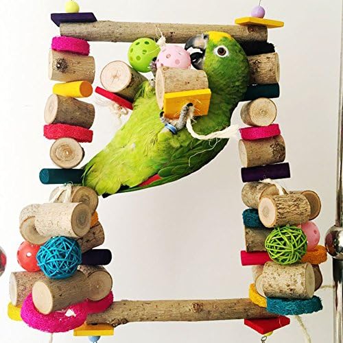 Bonaweite Много Голяма играчка-люлка за дъвчене птици с цветни топки от ратан и естествено оцветени дървени блокове за средни и големи папагали, метална кука за удобно ?